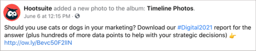 Une publication Facebook utilisant un doigt pointé pour attirer l'attention sur un lien.